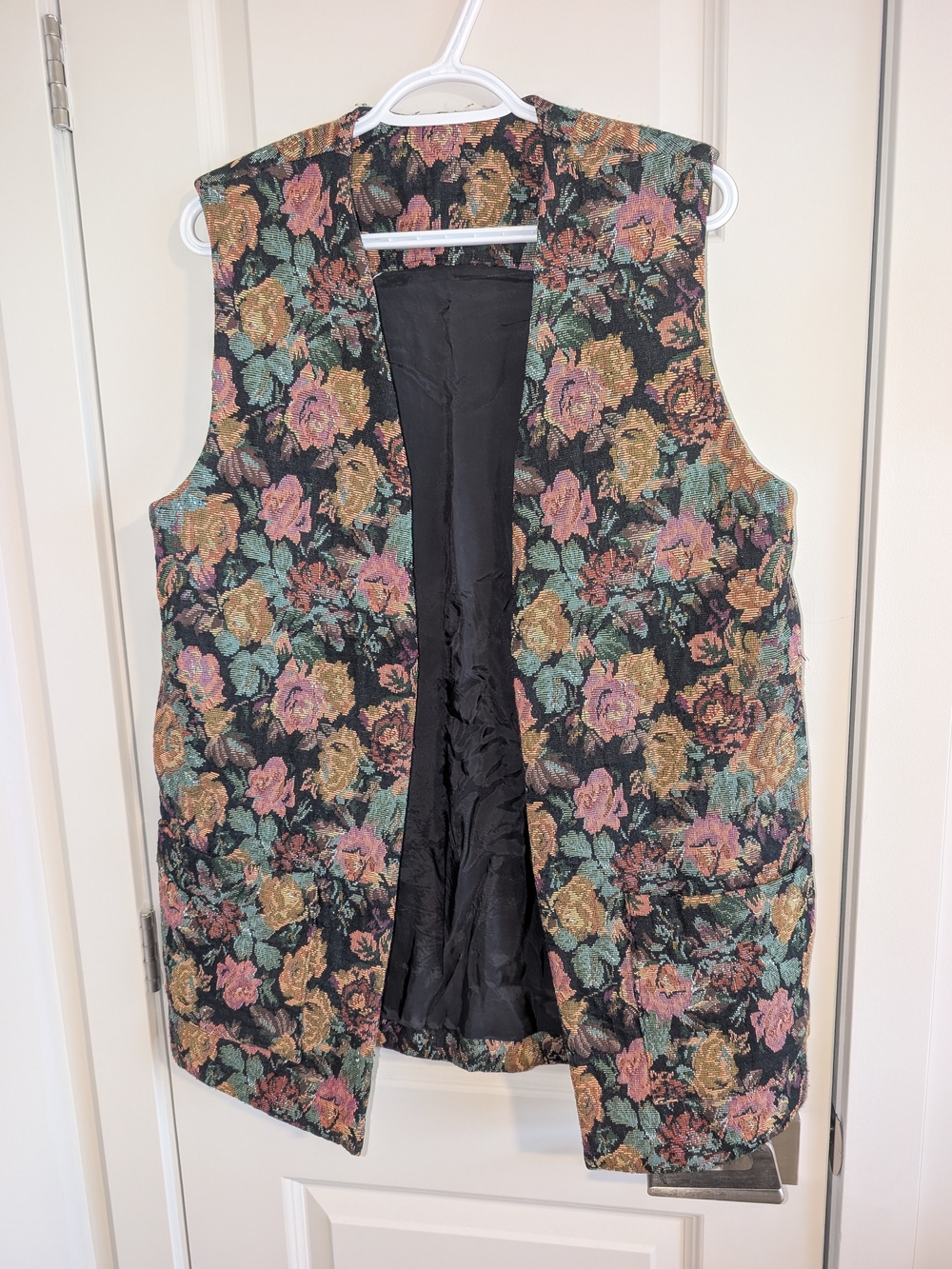 Women's Floral Brocade Sleeveless Vest